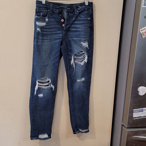 American Eagle jeans size 4 tomgirl good pre-owned condition - Picture 1 of 8